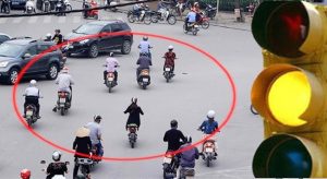 Lỗi vượt đèn vàng: khi nào bị phạt nguội, khi nào được chấp nhận?