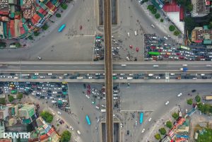 Đèn giao thông Hà Nội tự động bật xanh cho xe ưu tiên: Hoạt động thế nào?