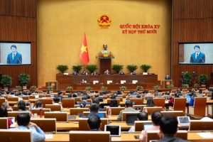 Không bắt buộc taxi và xe dịch vụ phải lắp ghế trẻ em – Quốc hội chốt quy định mới